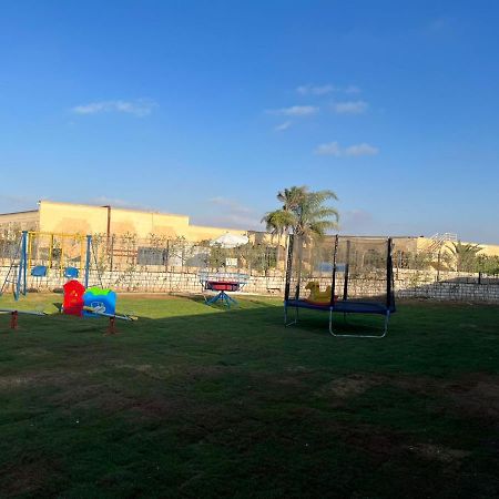 Golden Lake Marina Hotel El Alamein Buitenkant foto