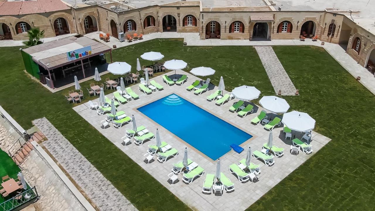 Golden Lake Marina Hotel El Alamein Buitenkant foto