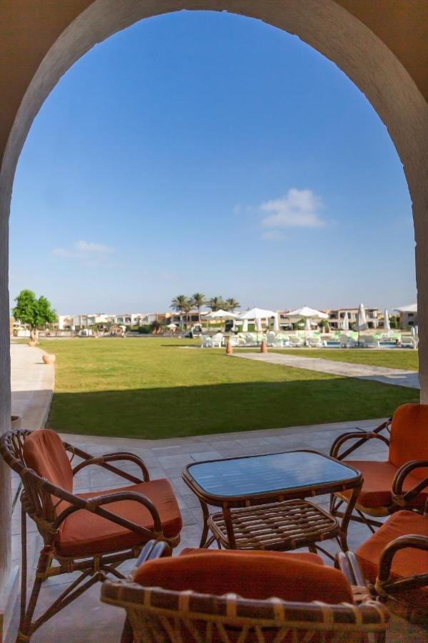 Golden Lake Marina Hotel El Alamein Buitenkant foto