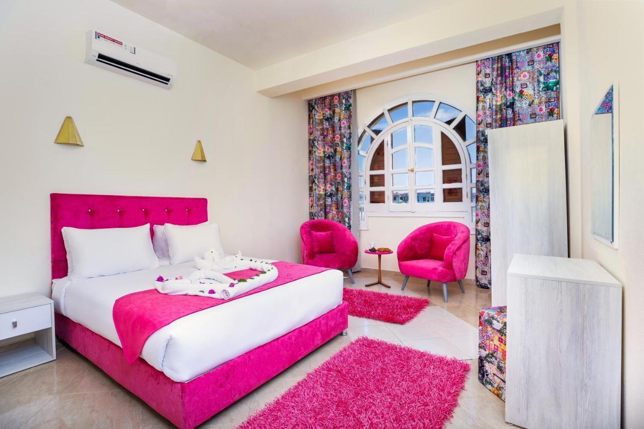 Golden Lake Marina Hotel El Alamein Buitenkant foto