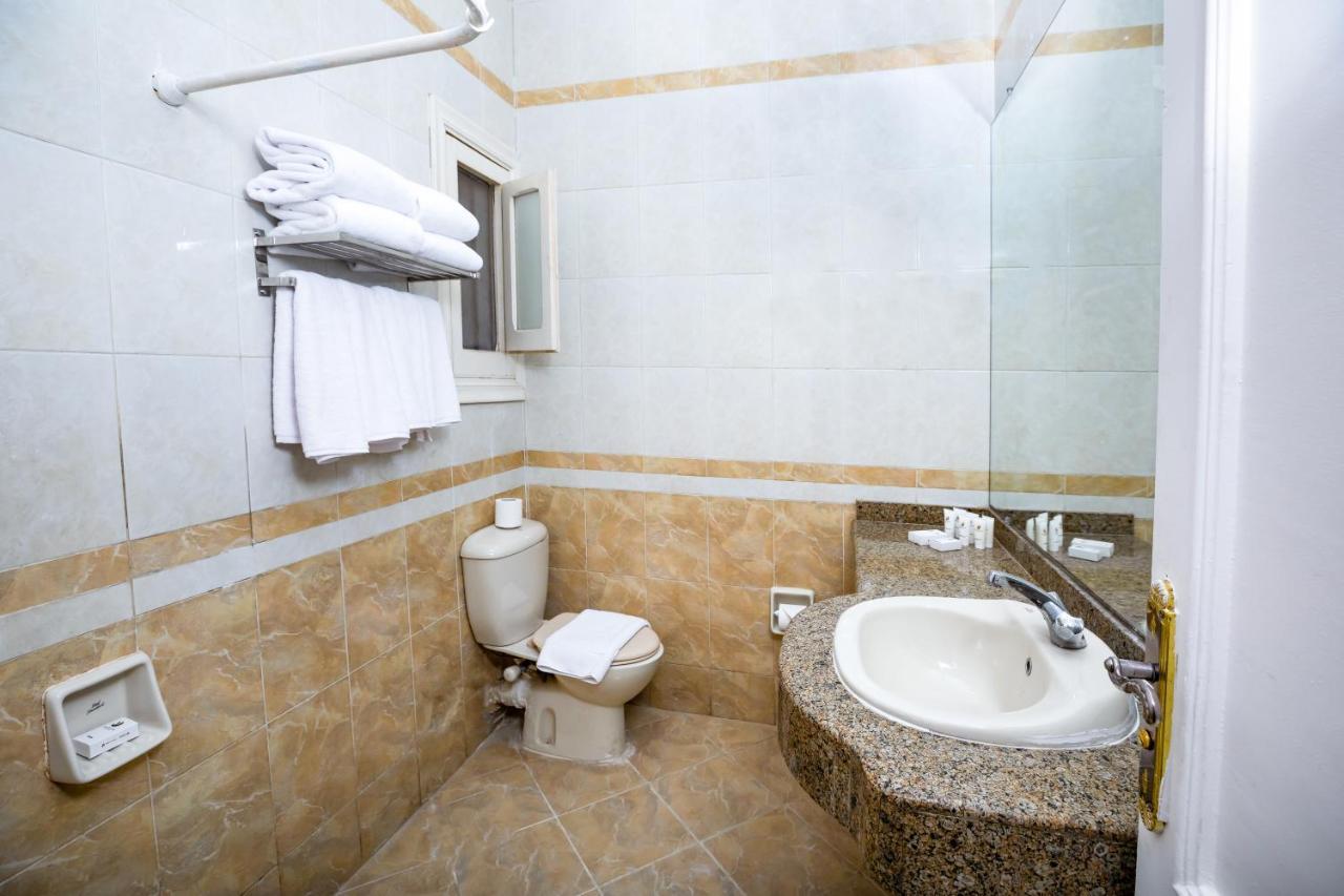 Golden Lake Marina Hotel El Alamein Buitenkant foto