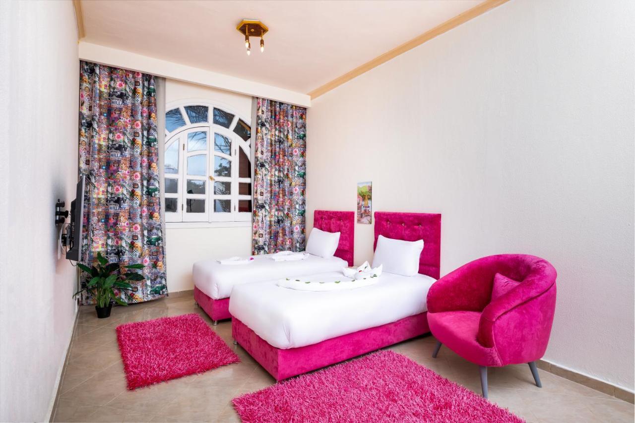 Golden Lake Marina Hotel El Alamein Buitenkant foto